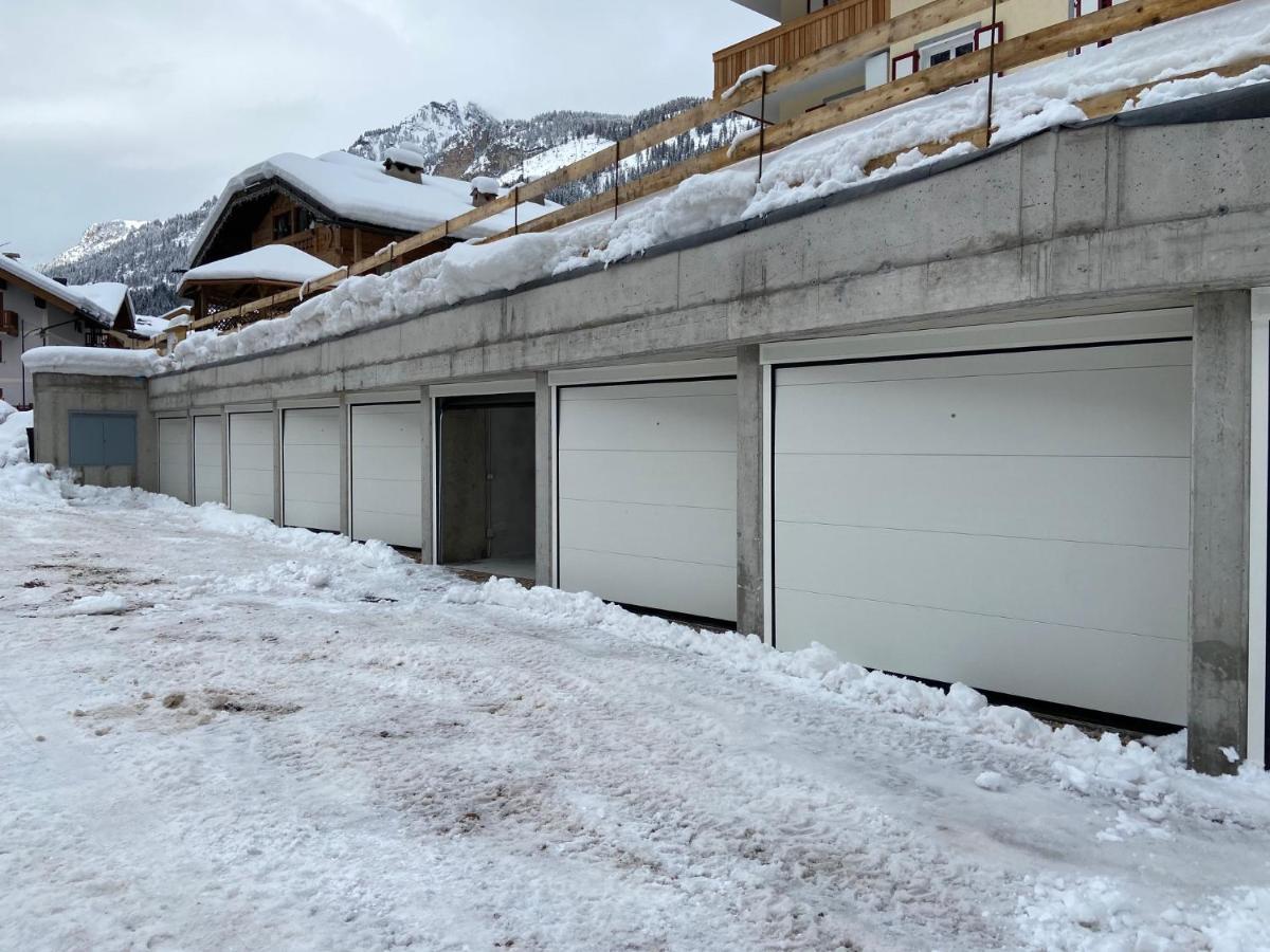 Appartamenti Ladina Campitello di Fassa Exterior foto