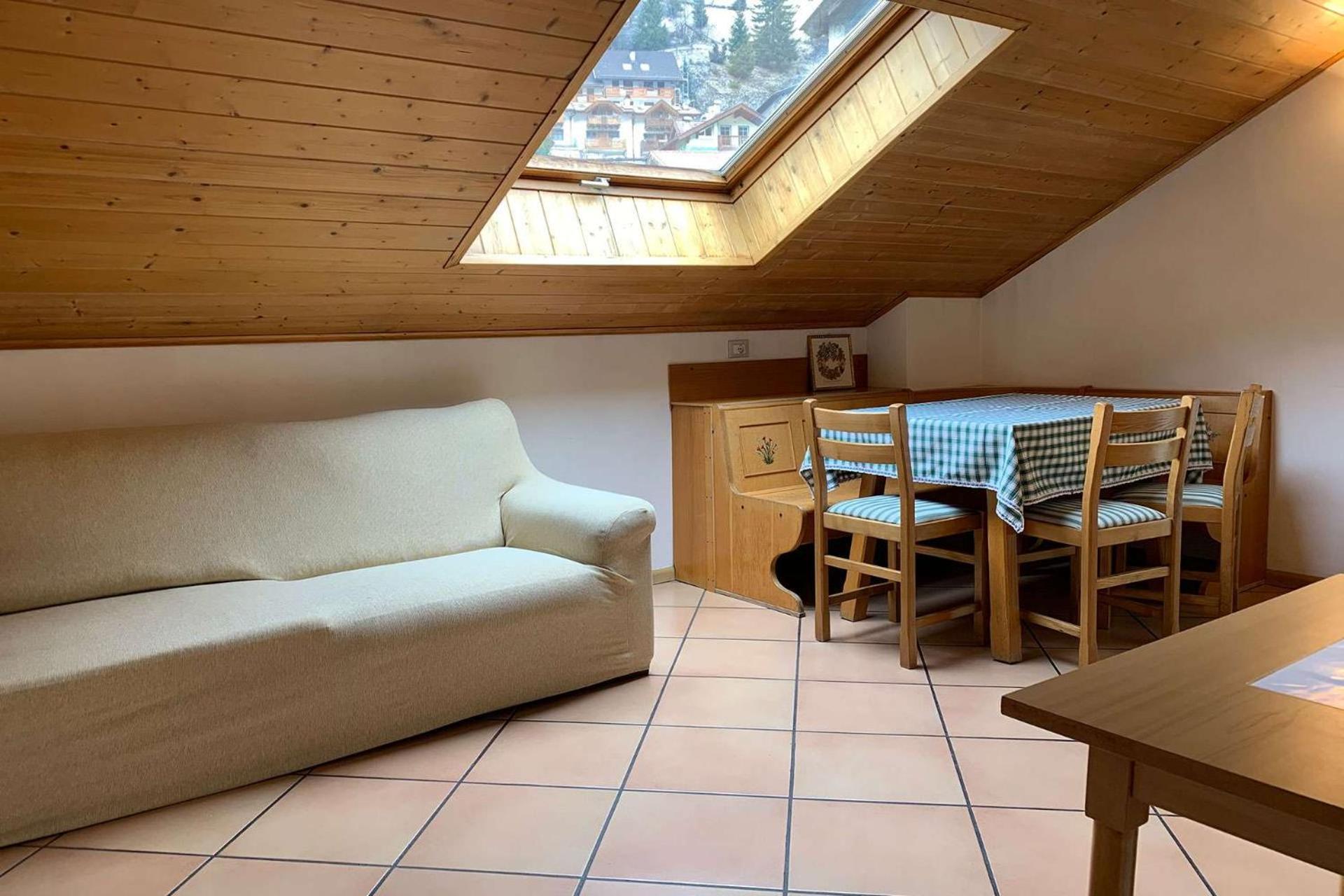 Appartamenti Ladina Campitello di Fassa Exterior foto