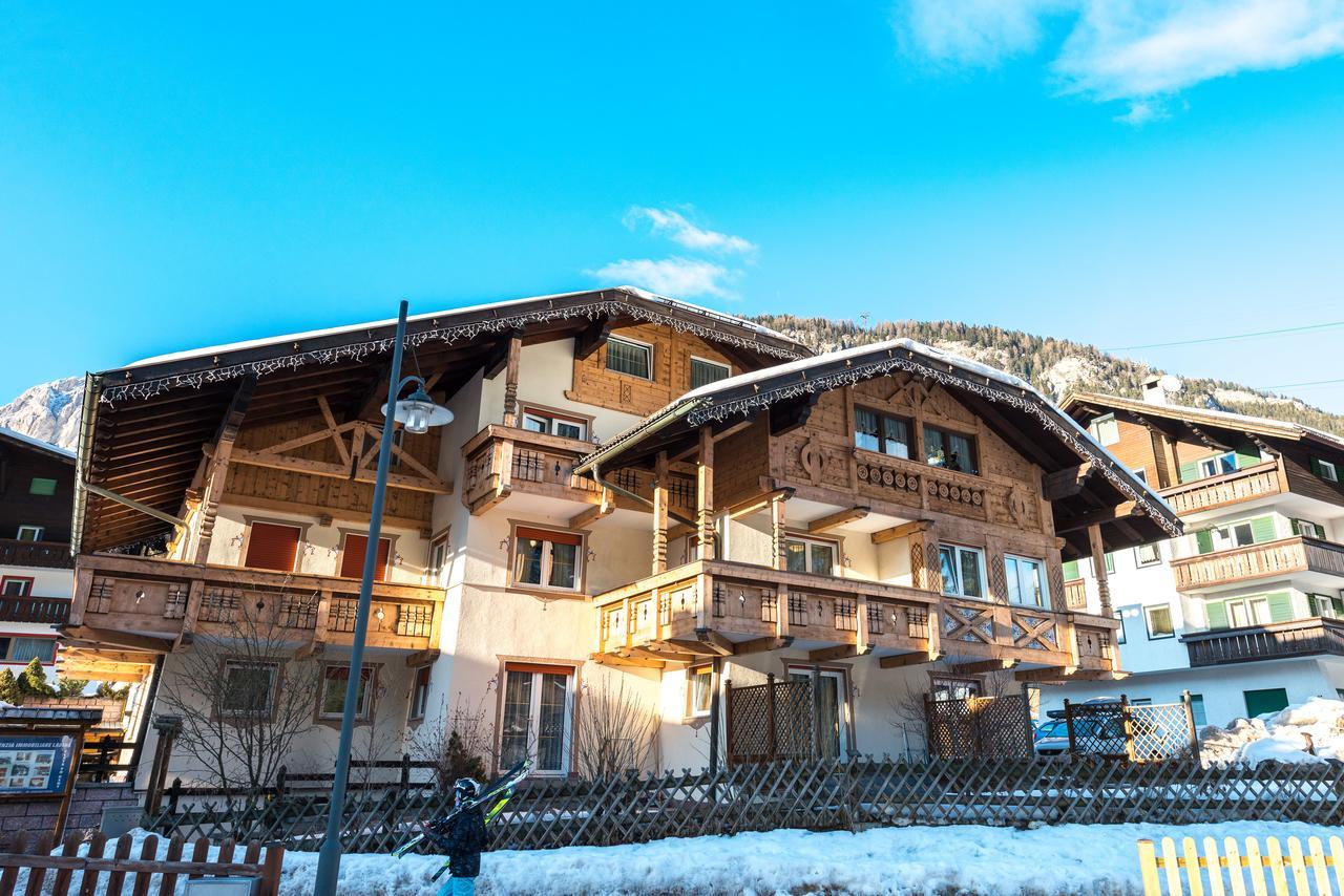 Appartamenti Ladina Campitello di Fassa Exterior foto